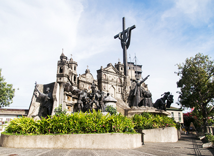 菲律賓宿霧市區自由行參觀教堂十字架